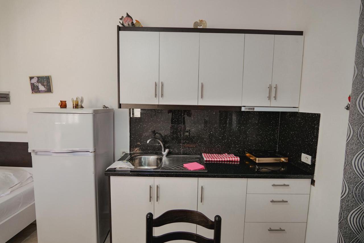 Prishtina Hotel Leilighet Ksamil