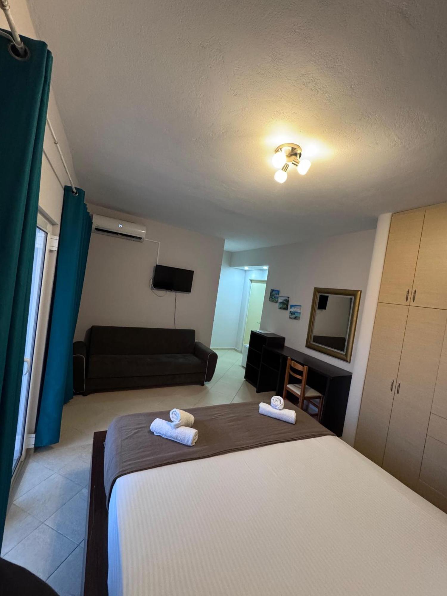 Hotel Prishtina Sarande